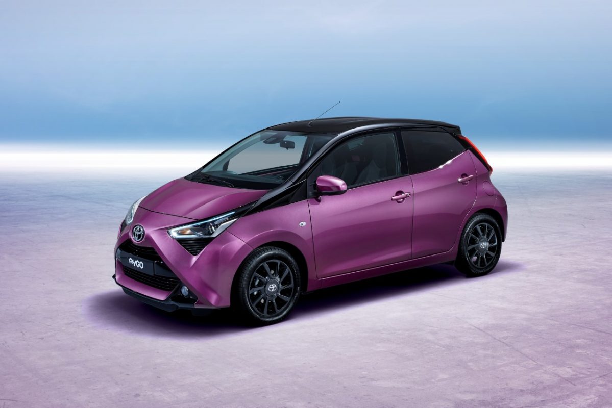 Toyota Aygo 2019 bok