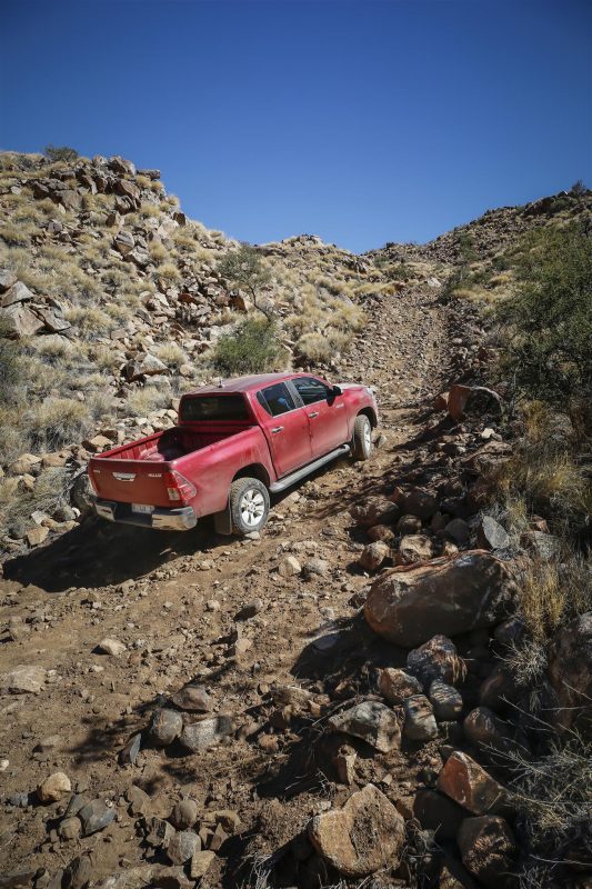 Toyota Hilux jízda do vrchu