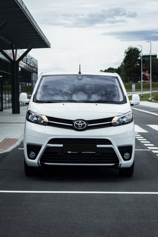 Toyota Proace Verso přední část