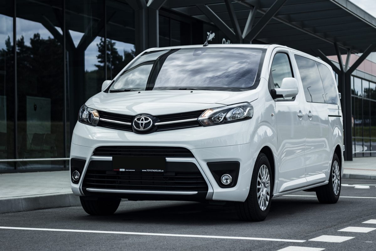 Toyota Proace Verso předobok