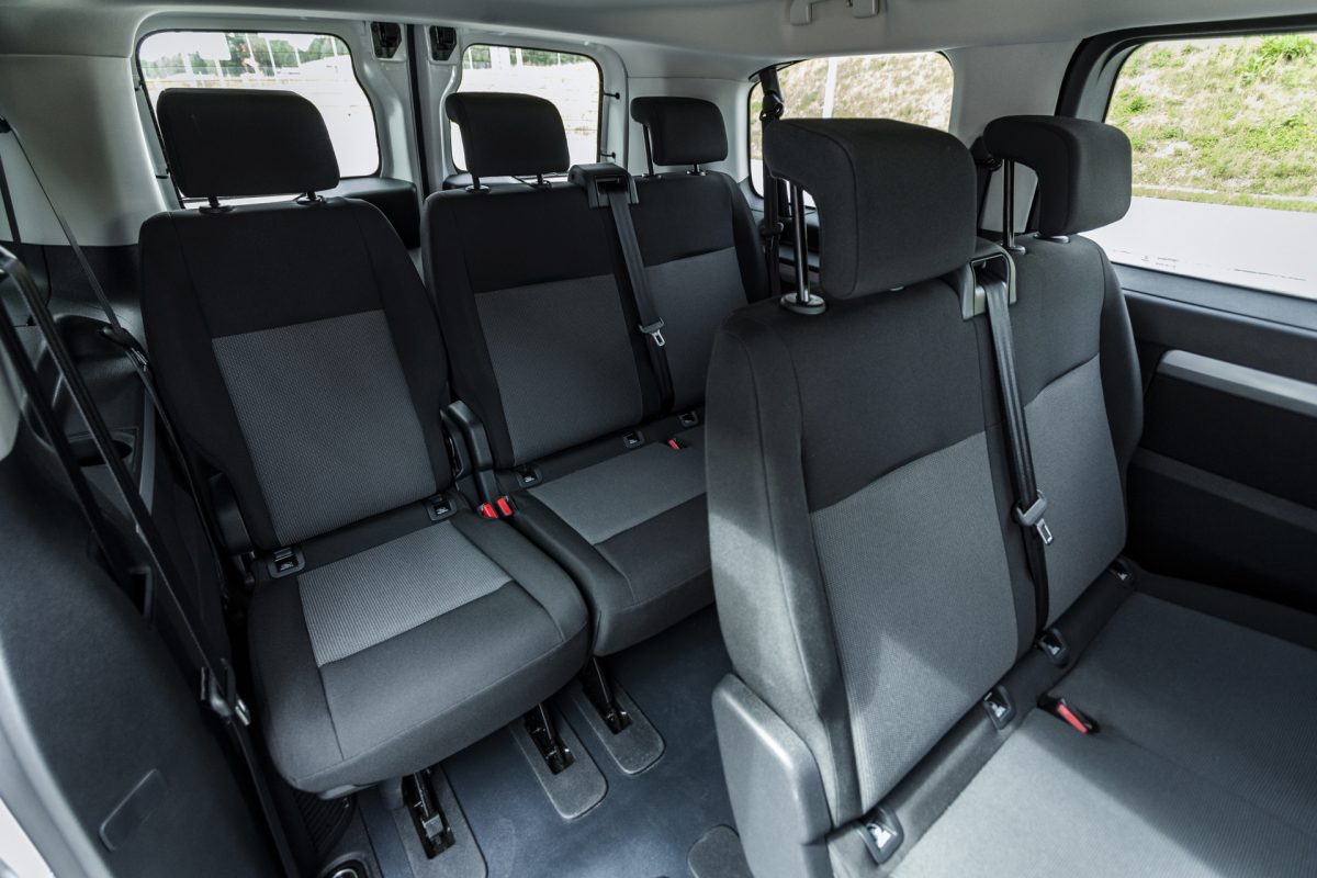 Toyota Proace Verso sedadla pasažérů, sklopené sedadlo