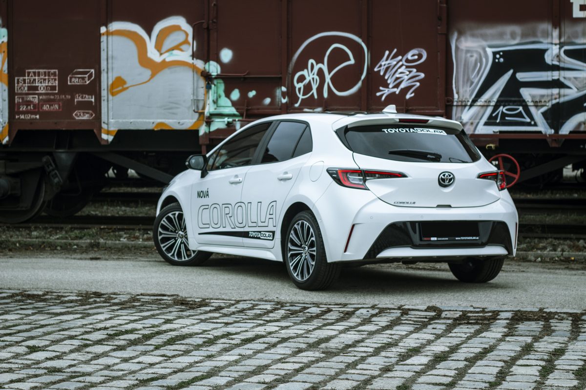 Toyota Corolla hatchback - zadní část vozu