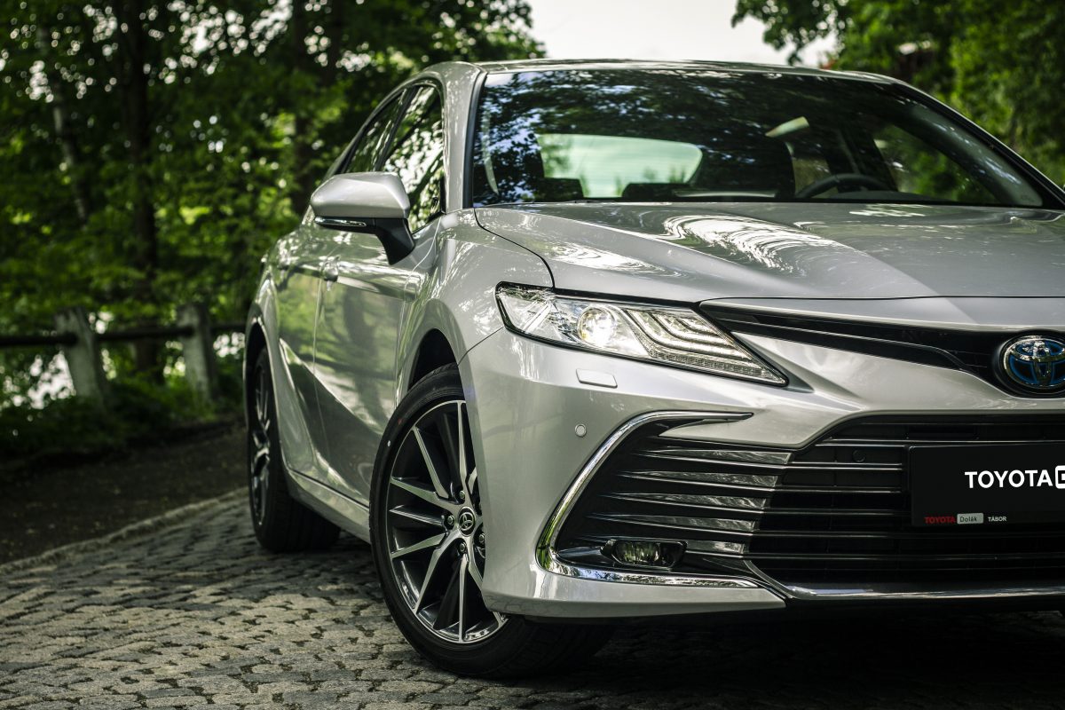 Toyota Camry 2021 - detail světla