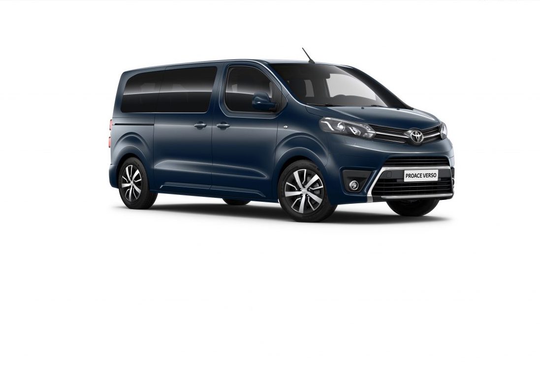 Toyota Proace Verso Family (kratší verze), 2.0 diesel, manuál, tažné zařízení, 8 míst