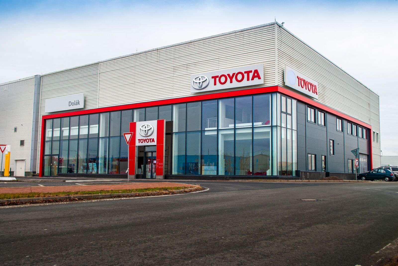 Nová pobočka Toyota Dolák Plzeň