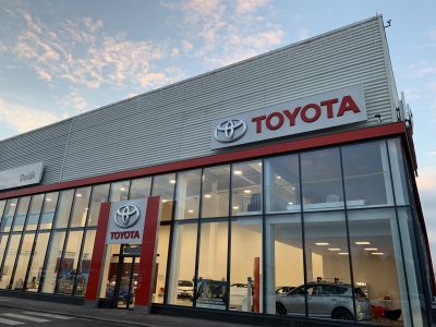 Exteriér nové pobočky Toyota Dolák Plzeň