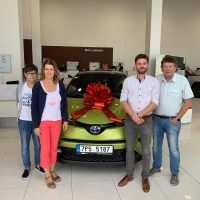 předání Toyota C-HR zelené