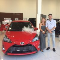 předání Toyota Yaris červená 2017